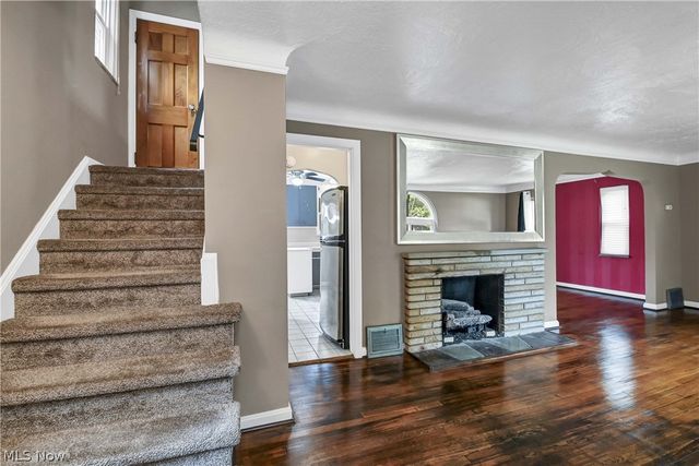 94 E 217th Street, Euclid, OH 44123