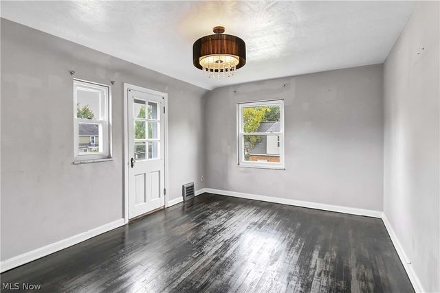 94 E 217th Street, Euclid, OH 44123