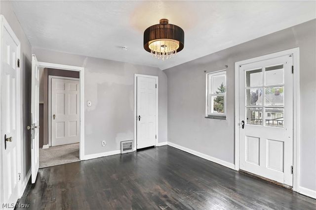 94 E 217th Street, Euclid, OH 44123