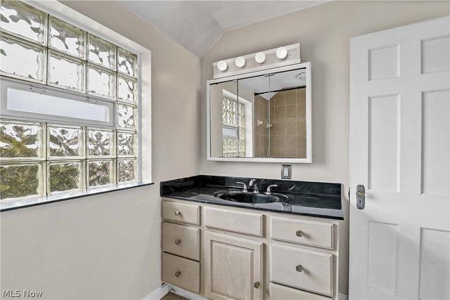 94 E 217th Street, Euclid, OH 44123