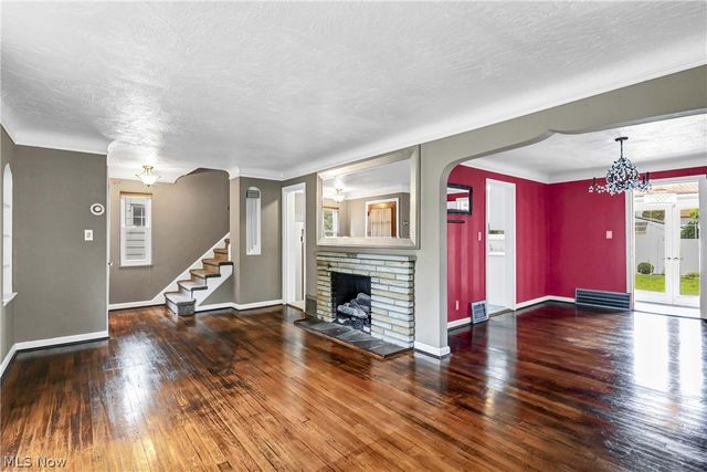 94 E 217th Street, Euclid, OH 44123