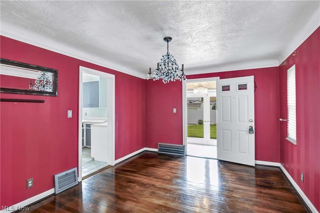 94 E 217th Street, Euclid, OH 44123