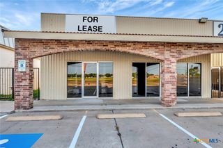 2604 E Mockingbird Lane A, Victoria, TX 77904