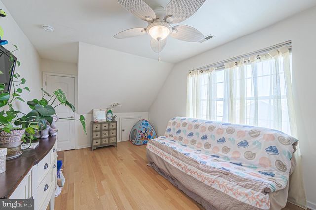 129 N BALTIMORE AVE, Ventnor City, NJ 08406