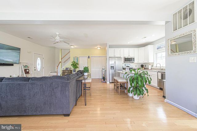 129 N BALTIMORE AVE, Ventnor City, NJ 08406