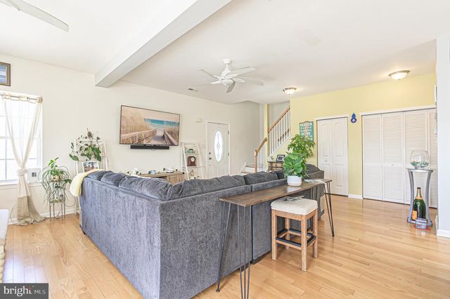 129 N BALTIMORE AVE, Ventnor City, NJ 08406