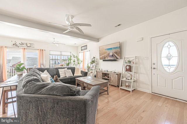 129 N BALTIMORE AVE, Ventnor City, NJ 08406