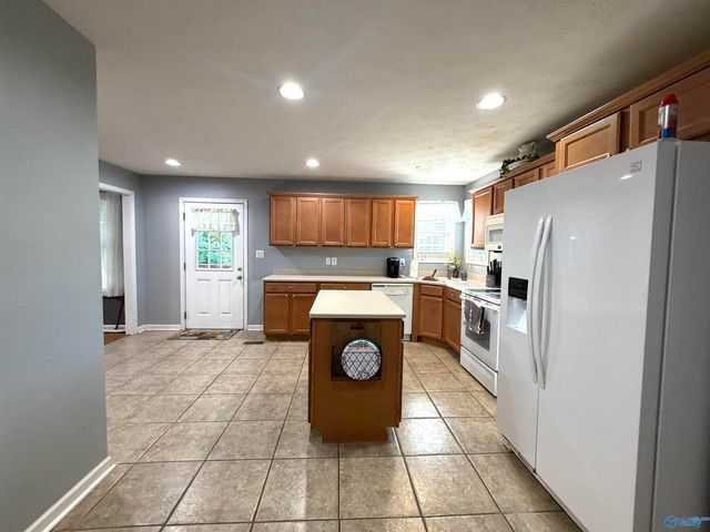 5998 Slasham Road, Southside, AL 35907
