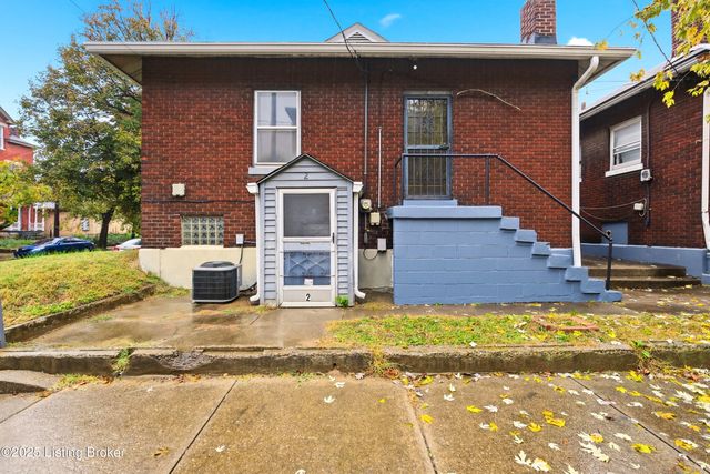 2 Eutropia Ct, Louisville, KY 40208