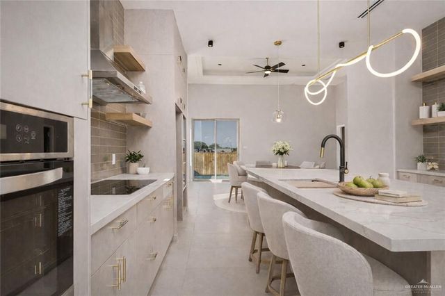 1013 E Costa Del Sol Avenue, Edinburg, TX 78542