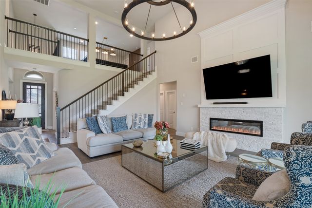712 Stearman Lane, Fate, TX 75087