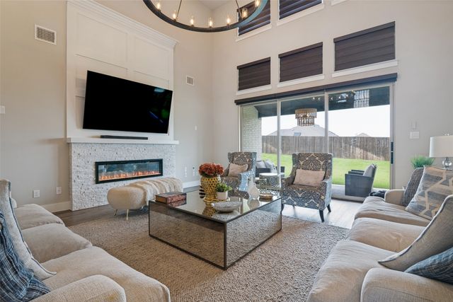 712 Stearman Lane, Fate, TX 75087