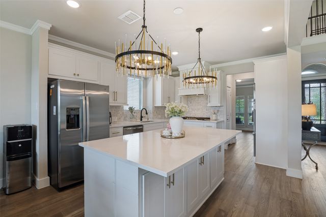 712 Stearman Lane, Fate, TX 75087