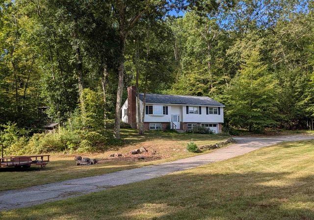 206 S Merrimack Road, Hollis, NH 03049