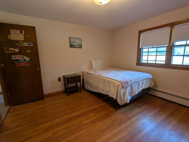 206 S Merrimack Road, Hollis, NH 03049