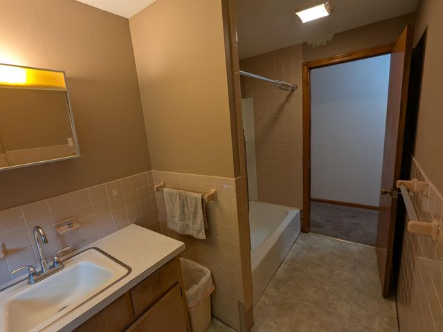 206 S Merrimack Road, Hollis, NH 03049