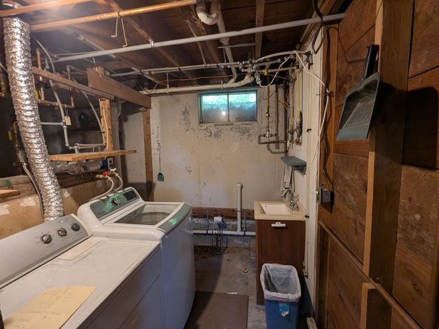 206 S Merrimack Road, Hollis, NH 03049