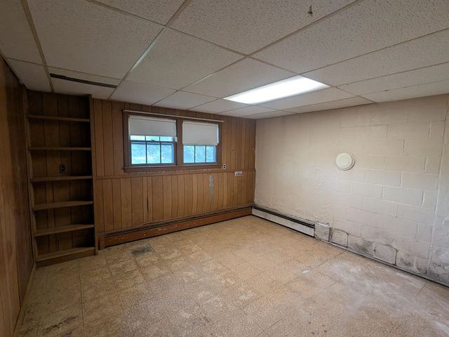 206 S Merrimack Road, Hollis, NH 03049