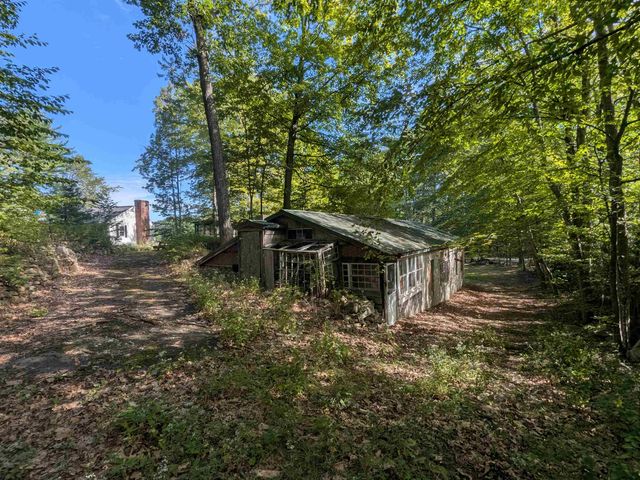 206 S Merrimack Road, Hollis, NH 03049