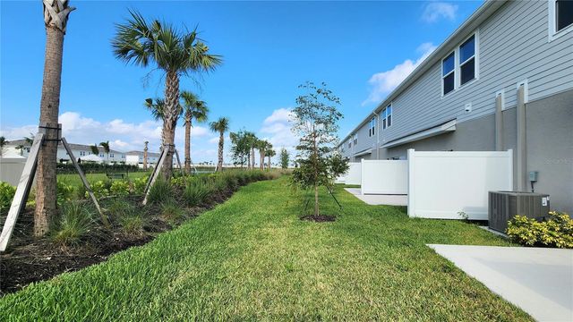 16656 BERGAMO PLACE, Lakewood Ranch, FL 34211