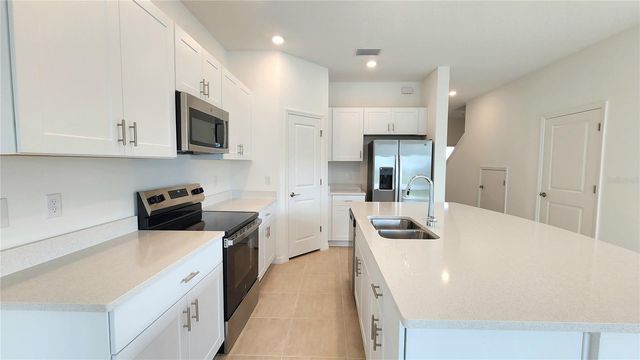 16656 BERGAMO PLACE, Lakewood Ranch, FL 34211