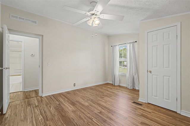 26190 Walnut Burl, Cleveland, TX 77328