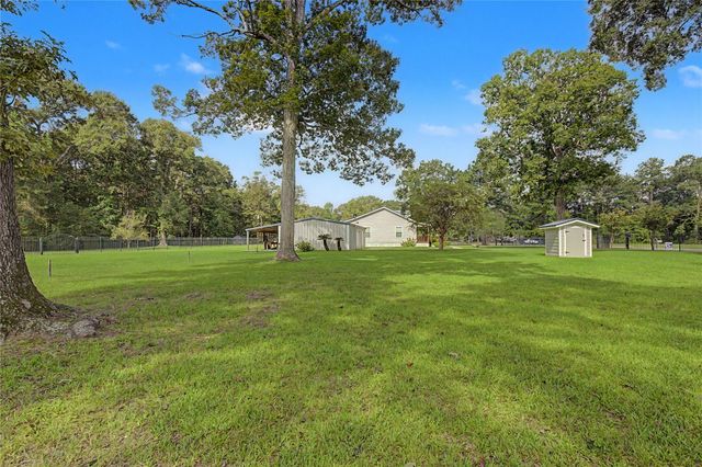26190 Walnut Burl, Cleveland, TX 77328