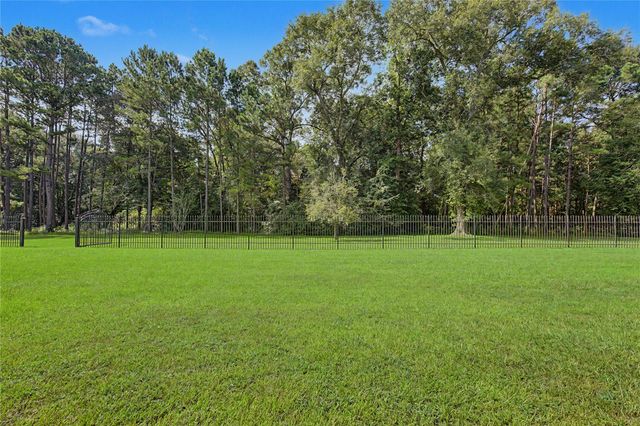 26190 Walnut Burl, Cleveland, TX 77328