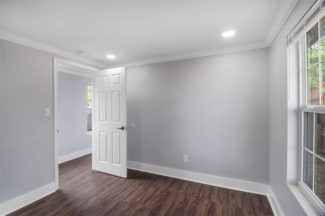 2548 Avenue F, Ingleside, TX 78362