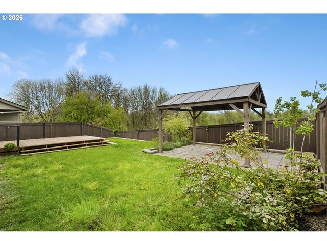 1705 Nw EDGAR St, Mc Minnville, OR 97128