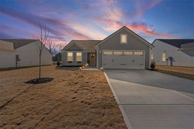 37 Summer Club Boulevard, Rome, GA 30165
