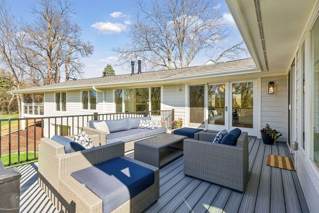 1155 Heritage Lane, Wayzata, MN 55391