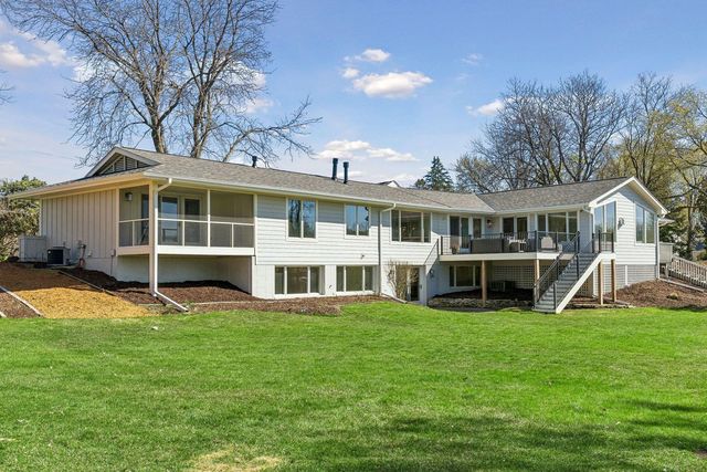 1155 Heritage Lane, Wayzata, MN 55391