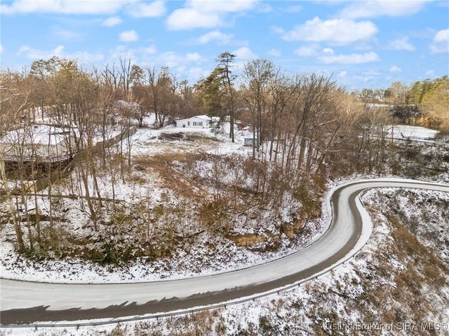 5329 Quarry Road, New Albany, IN 47150