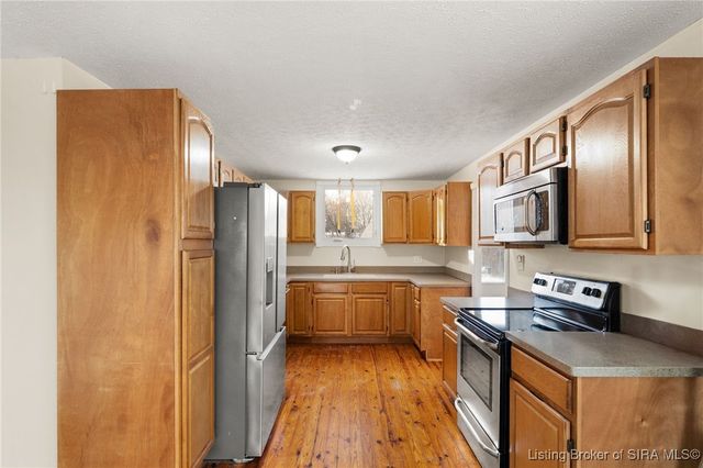 5329 Quarry Road, New Albany, IN 47150