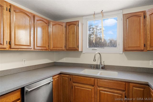 5329 Quarry Road, New Albany, IN 47150