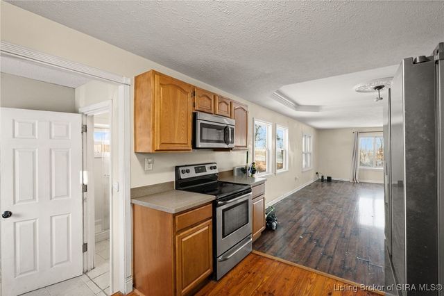 5329 Quarry Road, New Albany, IN 47150