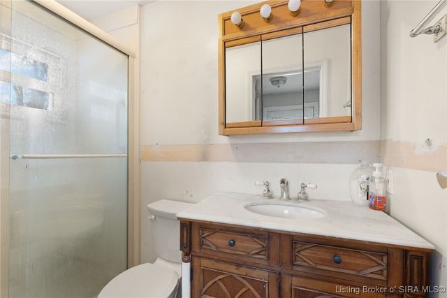 5329 Quarry Road, New Albany, IN 47150