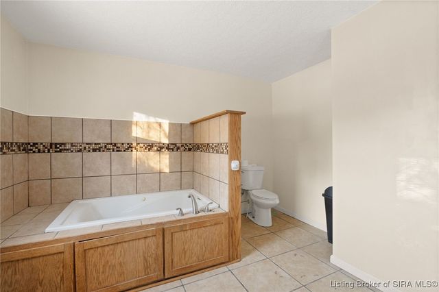 5329 Quarry Road, New Albany, IN 47150