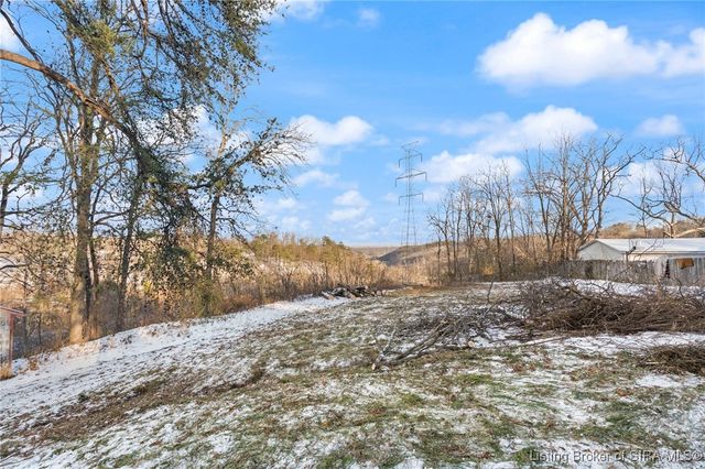 5329 Quarry Road, New Albany, IN 47150