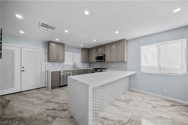 3609 Park Oliver Drive, Las Vegas, NV 89110