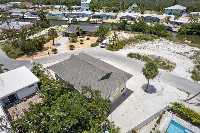 3188 Shell Mound BLVD, Fort Myers Beach, FL 33931
