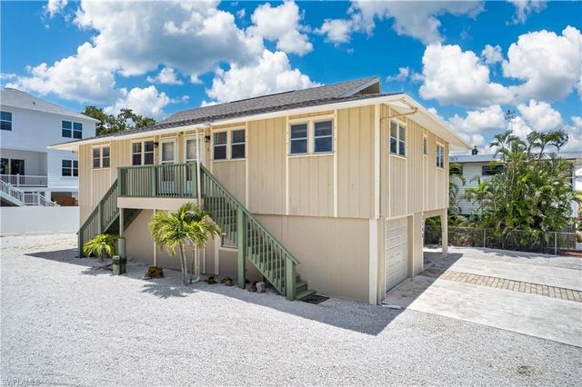 3188 Shell Mound BLVD, Fort Myers Beach, FL 33931