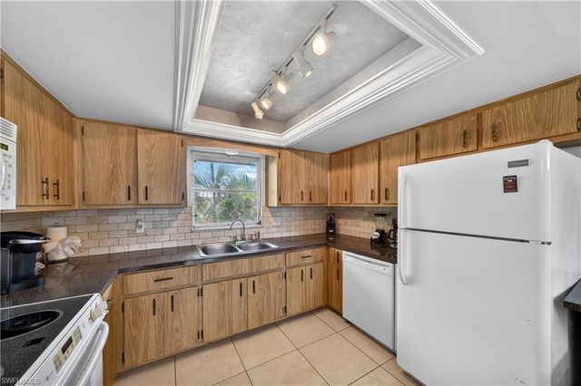 3188 Shell Mound BLVD, Fort Myers Beach, FL 33931