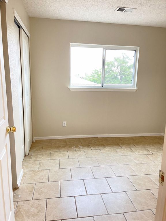 4024 MOONLIGHT Avenue A, El Paso, TX 79904