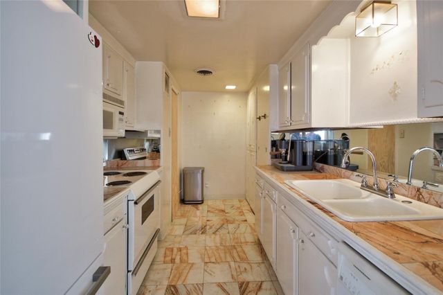 2701 Westheimer Road 7H, Houston, TX 77098