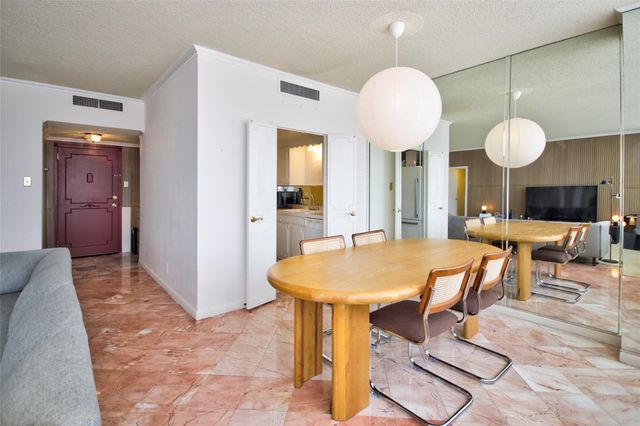 2701 Westheimer Road 7H, Houston, TX 77098