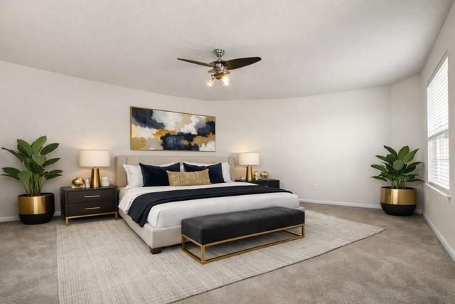 2990 Creek Falls Court, Pearland, TX 77581