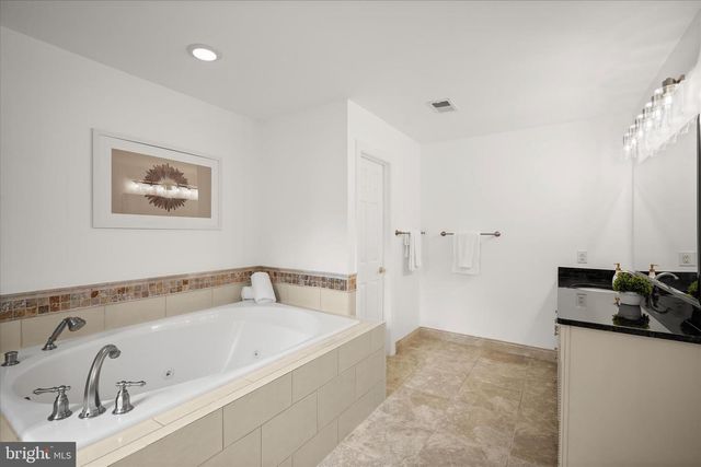 15300 KWANZAN CT, North Potomac, MD 20878
