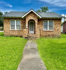 3548 6th Street, Port Arthur, TX 77642